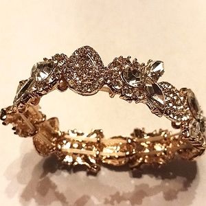 CUTE Gold Rhinestone Stretch Bracelet